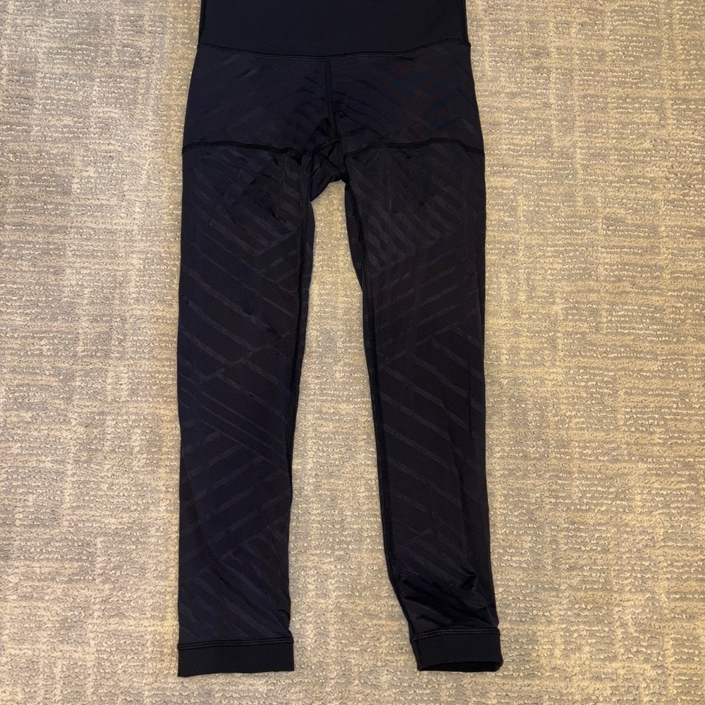 Cropped Black Leggings